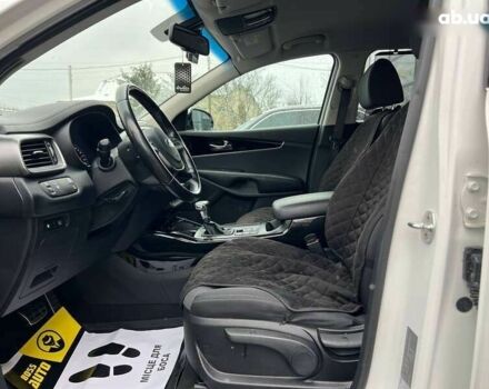 Киа Соренто, объемом двигателя 2.2 л и пробегом 51 тыс. км за 31000 $, фото 21 на Automoto.ua