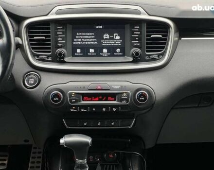 Киа Соренто, объемом двигателя 2.2 л и пробегом 51 тыс. км за 31000 $, фото 19 на Automoto.ua