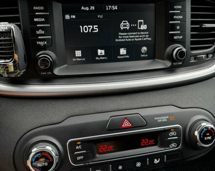 Киа Соренто, объемом двигателя 3.3 л и пробегом 169 тыс. км за 15000 $, фото 19 на Automoto.ua