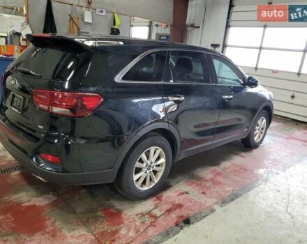 Киа Соренто, объемом двигателя 0 л и пробегом 67 тыс. км за 3100 $, фото 2 на Automoto.ua