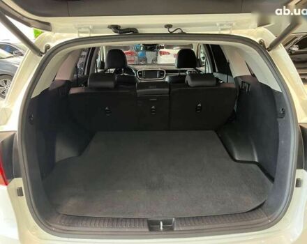 Киа Соренто, объемом двигателя 2 л и пробегом 95 тыс. км за 27500 $, фото 8 на Automoto.ua