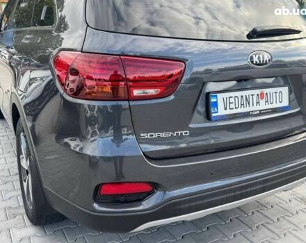Кіа Соренто, об'ємом двигуна 2 л та пробігом 98 тис. км за 25300 $, фото 9 на Automoto.ua
