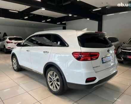 Киа Соренто, объемом двигателя 2 л и пробегом 95 тыс. км за 27500 $, фото 5 на Automoto.ua