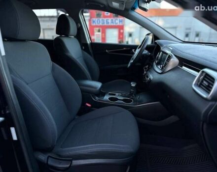 Киа Соренто, объемом двигателя 3.3 л и пробегом 170 тыс. км за 16800 $, фото 13 на Automoto.ua