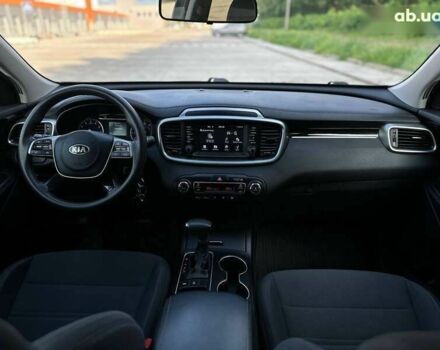 Киа Соренто, объемом двигателя 3.3 л и пробегом 170 тыс. км за 17200 $, фото 18 на Automoto.ua