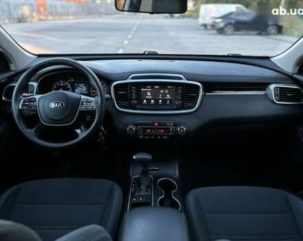 Киа Соренто, объемом двигателя 3.3 л и пробегом 170 тыс. км за 16800 $, фото 18 на Automoto.ua