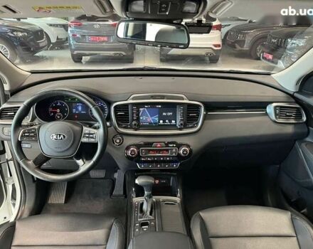 Киа Соренто, объемом двигателя 2 л и пробегом 95 тыс. км за 27500 $, фото 17 на Automoto.ua