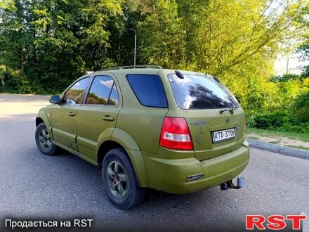 Киа Соренто 2005 в Изюме на Automoto.ua Киа Соренто, объемом двигателя 2.5 л и пробегом 300 тыс. км за 3500 $, фото 1 на Automoto.ua