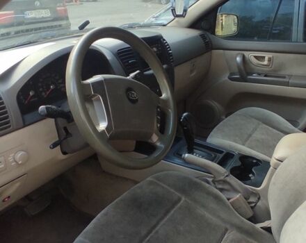 Желтый Киа Соренто, объемом двигателя 3.5 л и пробегом 350 тыс. км за 3300 $, фото 4 на Automoto.ua