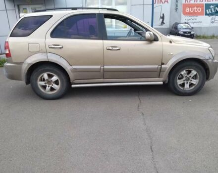 Жовтий Кіа Соренто, об'ємом двигуна 2.5 л та пробігом 375 тис. км за 4000 $, фото 3 на Automoto.ua