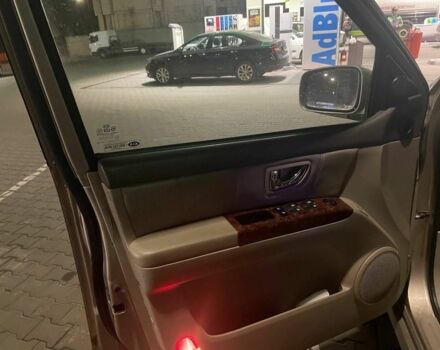 Киа Соренто 2004 в Киеве на Automoto.ua Желтый Киа Соренто, объемом двигателя 3.5 л и пробегом 130 тыс. км за 8000 $, фото 13 на Automoto.ua