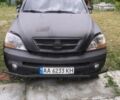 Серый Киа Соренто, объемом двигателя 2.5 л и пробегом 200 тыс. км за 2520 $, фото 1 на Automoto.ua