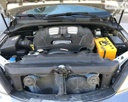 Серый Киа Соренто, объемом двигателя 2.5 л и пробегом 158 тыс. км за 8000 $, фото 5 на Automoto.ua