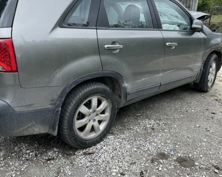 Сірий Кіа Соренто, об'ємом двигуна 2.4 л та пробігом 74 тис. км за 5000 $, фото 1 на Automoto.ua