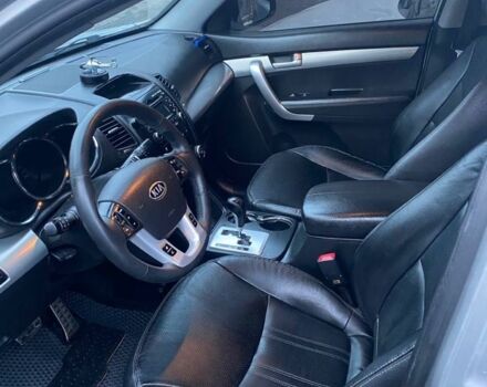 Сірий Кіа Соренто, об'ємом двигуна 2.4 л та пробігом 250 тис. км за 11200 $, фото 4 на Automoto.ua