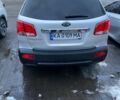 Сірий Кіа Соренто, об'ємом двигуна 2.4 л та пробігом 250 тис. км за 11200 $, фото 3 на Automoto.ua