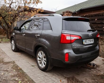 Сірий Кіа Соренто, об'ємом двигуна 2.2 л та пробігом 243 тис. км за 15000 $, фото 3 на Automoto.ua