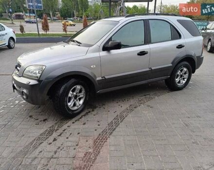 Сірий Кіа Соренто, об'ємом двигуна 2.5 л та пробігом 220 тис. км за 7500 $, фото 2 на Automoto.ua