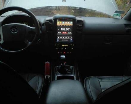 Сірий Кіа Соренто, об'ємом двигуна 2.5 л та пробігом 240 тис. км за 6500 $, фото 13 на Automoto.ua