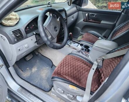 Киа Соренто 2003 в Яворове на Automoto.ua Серый Киа Соренто, объемом двигателя 2.5 л и пробегом 336 тыс. км за 4500 $, фото 4 на Automoto.ua