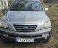 Серый Киа Соренто, объемом двигателя 2.5 л и пробегом 203 тыс. км за 3100 $, фото 1 на Automoto.ua