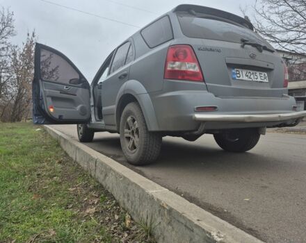 Серый Киа Соренто, объемом двигателя 2.4 л и пробегом 260 тыс. км за 4500 $, фото 3 на Automoto.ua