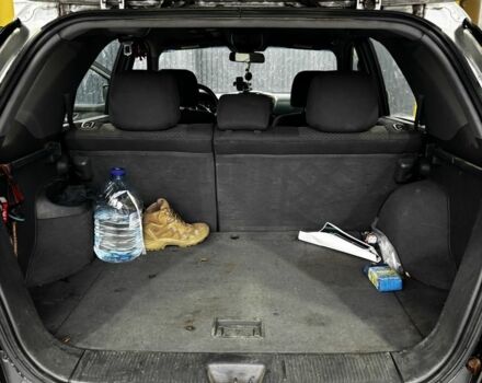 Серый Киа Соренто, объемом двигателя 2.5 л и пробегом 400 тыс. км за 3500 $, фото 4 на Automoto.ua