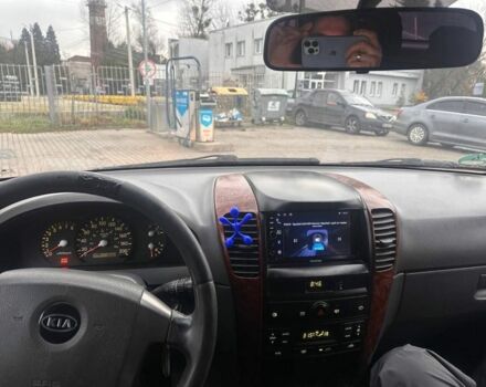 Серый Киа Соренто, объемом двигателя 2.4 л и пробегом 150 тыс. км за 5400 $, фото 2 на Automoto.ua