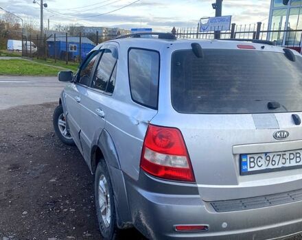 Серый Киа Соренто, объемом двигателя 2.5 л и пробегом 370 тыс. км за 6500 $, фото 2 на Automoto.ua