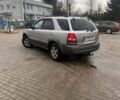 Серый Киа Соренто, объемом двигателя 2.4 л и пробегом 247 тыс. км за 5200 $, фото 2 на Automoto.ua