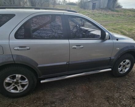 Серый Киа Соренто, объемом двигателя 2.5 л и пробегом 203 тыс. км за 3100 $, фото 2 на Automoto.ua