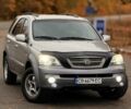 Серый Киа Соренто, объемом двигателя 2.5 л и пробегом 413 тыс. км за 5600 $, фото 3 на Automoto.ua