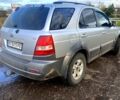Серый Киа Соренто, объемом двигателя 2.5 л и пробегом 370 тыс. км за 6500 $, фото 3 на Automoto.ua
