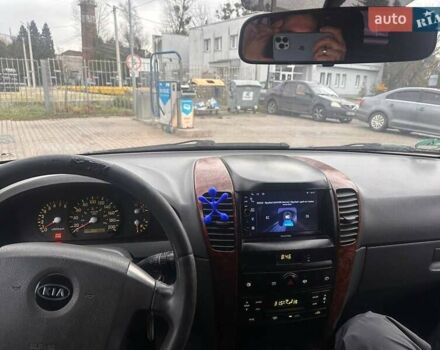 Серый Киа Соренто, объемом двигателя 2.4 л и пробегом 247 тыс. км за 5200 $, фото 3 на Automoto.ua