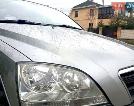 Сірий Кіа Соренто, об'ємом двигуна 2.4 л та пробігом 220 тис. км за 6500 $, фото 2 на Automoto.ua