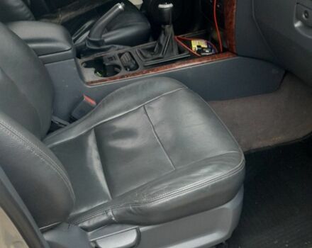 Сірий Кіа Соренто, об'ємом двигуна 0 л та пробігом 350 тис. км за 7000 $, фото 6 на Automoto.ua