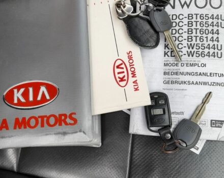 Сірий Кіа Соренто, об'ємом двигуна 0 л та пробігом 350 тис. км за 7000 $, фото 2 на Automoto.ua