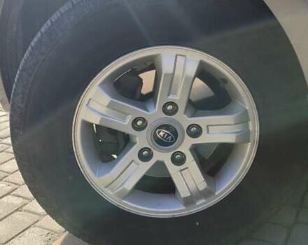 Киа Соренто 2004 в Ужгороде на Automoto.ua Серый Киа Соренто, объемом двигателя 2.5 л и пробегом 303 тыс. км за 7500 $, фото 3 на Automoto.ua