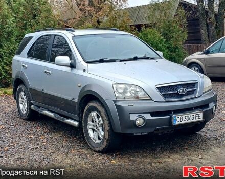 Серый Киа Соренто, объемом двигателя 2.4 л и пробегом 400 тыс. км за 5750 $, фото 2 на Automoto.ua