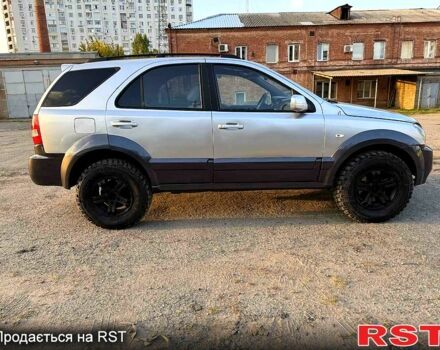 Кіа Соренто 2004 у Харкові на Automoto.ua Сірий Кіа Соренто, об'ємом двигуна 2.5 л та пробігом 247 тис. км за 3500 $, фото 3 на Automoto.ua