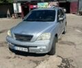 Серый Киа Соренто, объемом двигателя 2.5 л и пробегом 300 тыс. км за 3800 $, фото 1 на Automoto.ua