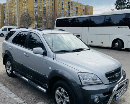 Серый Киа Соренто, объемом двигателя 2.5 л и пробегом 249 тыс. км за 6500 $, фото 6 на Automoto.ua