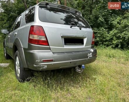 Сірий Кіа Соренто, об'ємом двигуна 2.5 л та пробігом 330 тис. км за 6100 $, фото 5 на Automoto.ua