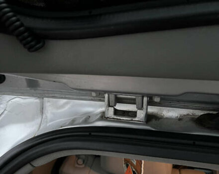 Сірий Кіа Соренто, об'ємом двигуна 2.5 л та пробігом 302 тис. км за 6100 $, фото 12 на Automoto.ua