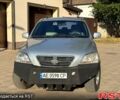 Серый Киа Соренто, объемом двигателя 2.4 л и пробегом 200 тыс. км за 3000 $, фото 1 на Automoto.ua