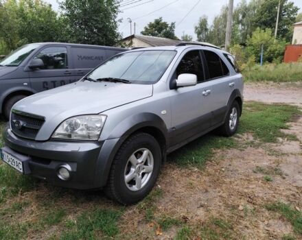 Киа Соренто 2004 в Славянске на Automoto.ua Серый Киа Соренто, объемом двигателя 2.5 л и пробегом 356 тыс. км за 6300 $, фото 1 на Automoto.ua