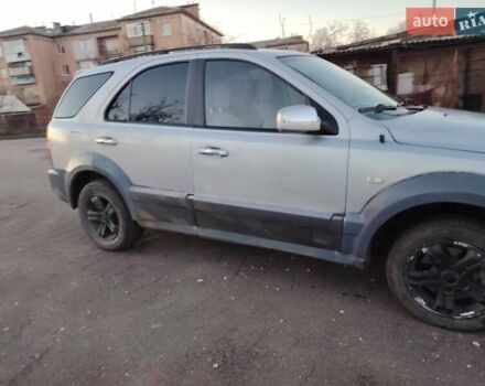 Серый Киа Соренто, объемом двигателя 2.5 л и пробегом 300 тыс. км за 3500 $, фото 8 на Automoto.ua