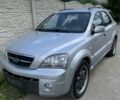 Серый Киа Соренто, объемом двигателя 2.5 л и пробегом 237 тыс. км за 3900 $, фото 1 на Automoto.ua