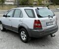 Кіа Соренто 2004 у Дніпро (Дніпропетровську) на Automoto.ua Сірий Кіа Соренто, об'ємом двигуна 2.5 л та пробігом 275 тис. км за 2999 $, фото 3 на Automoto.ua