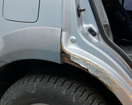 Сірий Кіа Соренто, об'ємом двигуна 2.5 л та пробігом 302 тис. км за 6100 $, фото 43 на Automoto.ua